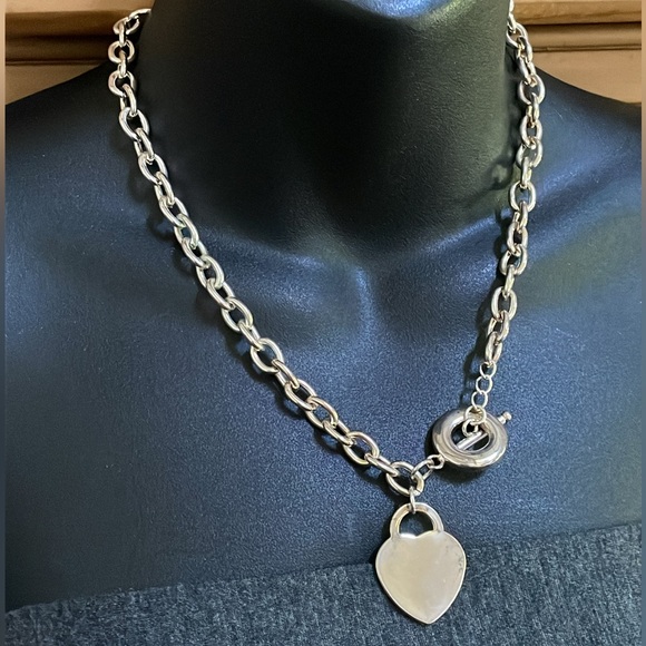 Bold Rolo Link Toggle Clasp Heart Pendant Charm Necklace Vintage Silver - Picture 2 of 9